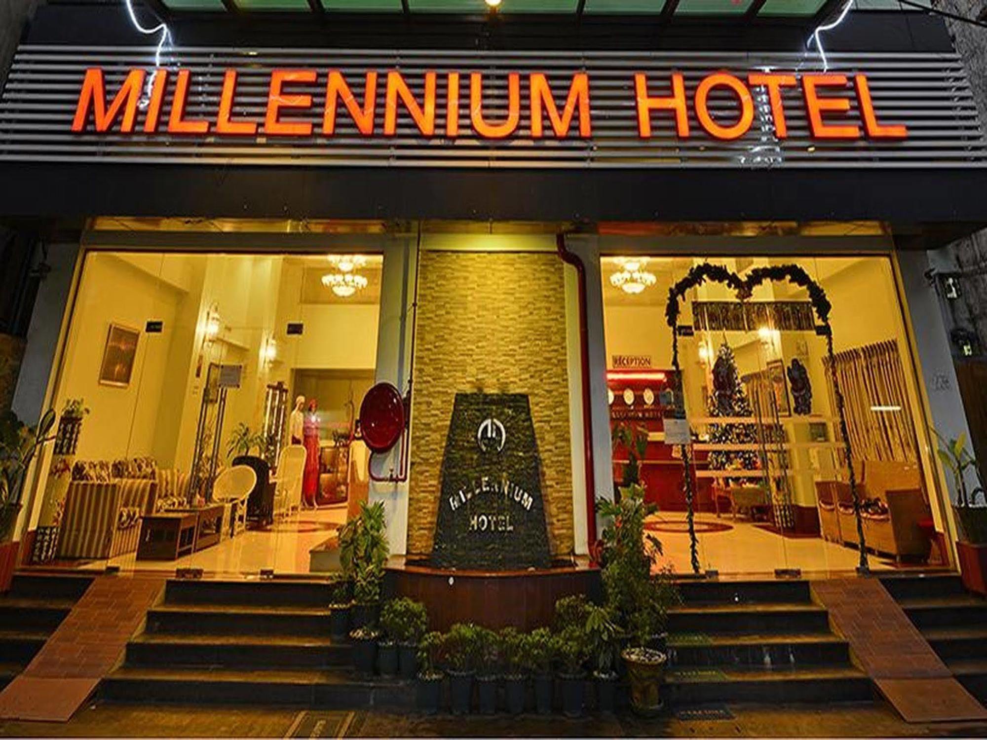 Millennium Hotel Yangon Exterior photo